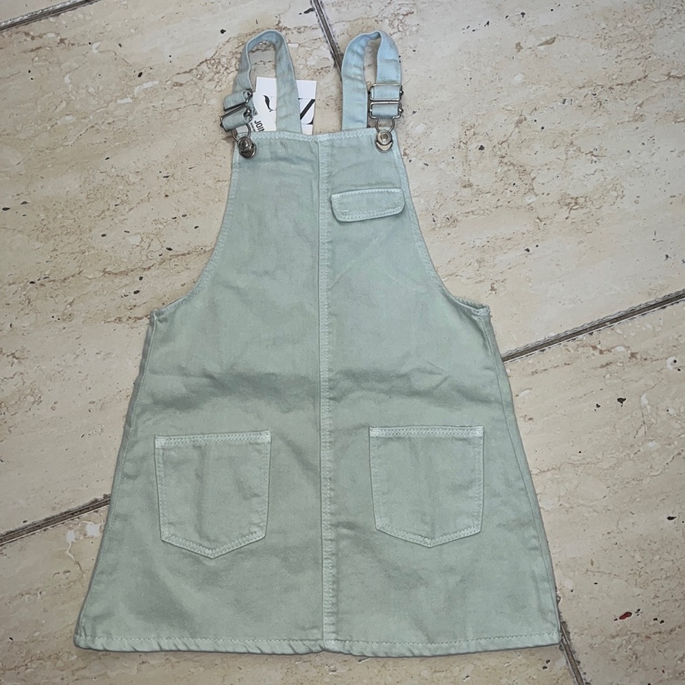 Zara overall